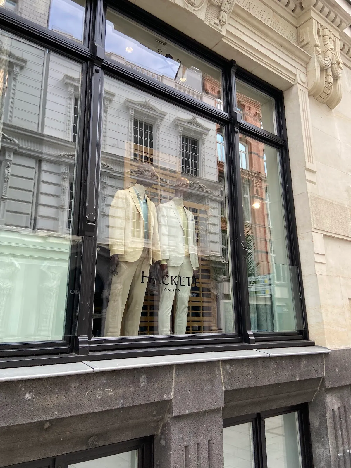 Hackett London Impression 1